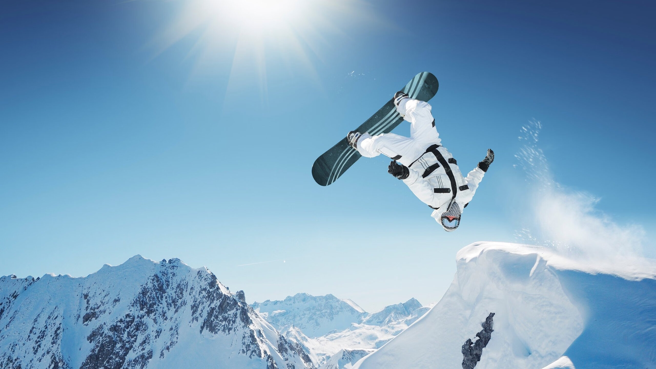 开云下载-奥斯梅恩，那不勒斯暗夜的破晓之光