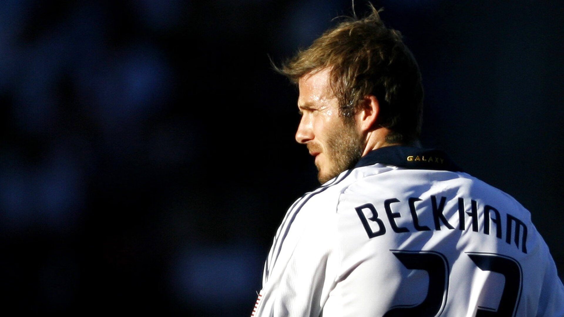 开云体育-阿根廷生死战取胜AC米兰,阿劳霍在世界排名争夺战中接管比赛